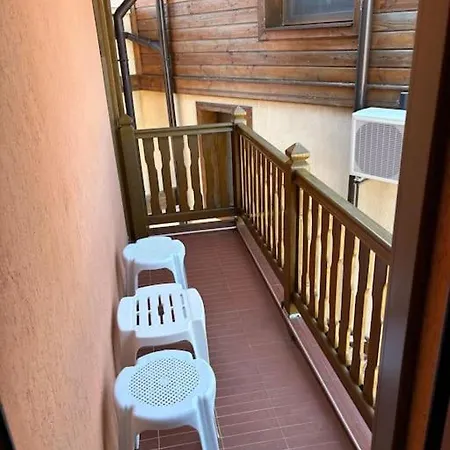 Apartament Cozy One-bedroom In Old Town 1