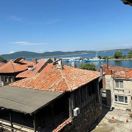 Cozy One-bedroom In Old Town 1 * Sosopol